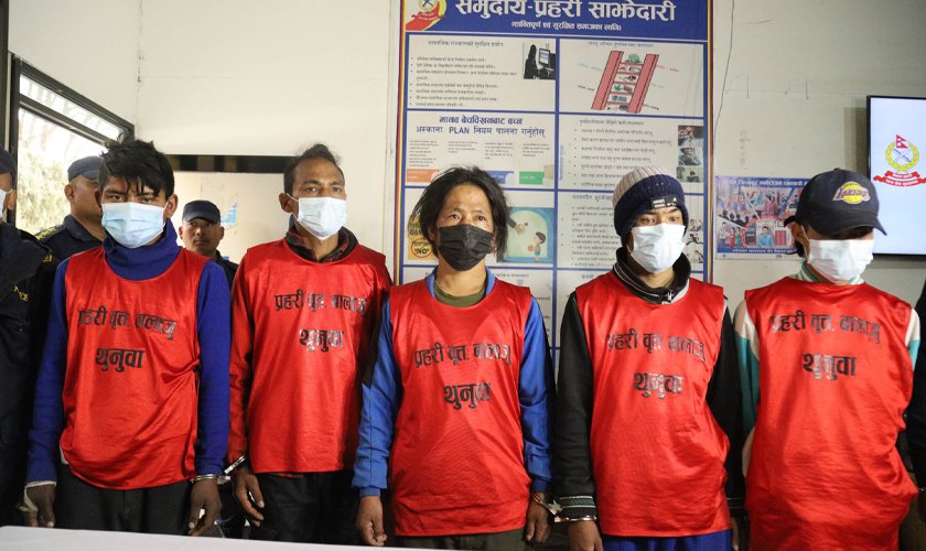 बालाजुमा प्रहरीको गाडीमा आगजनी गर्ने ६ जना पक्राउ