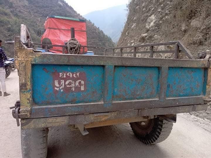 ट्याक्टरको ठक्करबाट ढोरपाटनमा बालकको मृत्यु