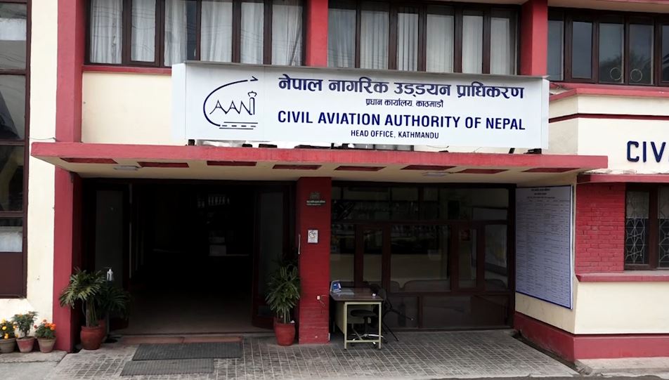 विमान परिचारिकामाथि दुर्व्यवहार गर्ने पाइलटलाई जहाज उडाउन रोक