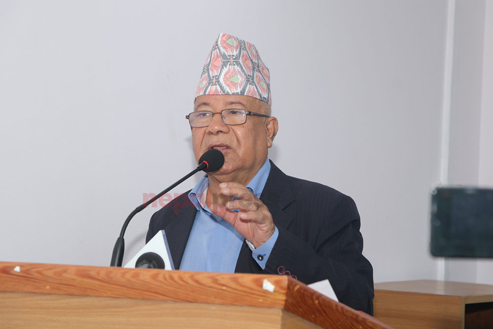 राष्ट्रपतिमा रामचन्द्र पौडेललाई मत दिन्छौँ : माधव नेपाल