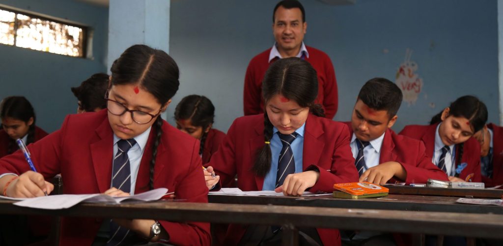 नेपाली विषयमा विज्ञानको प्रश्नपत्र पुग्यो
