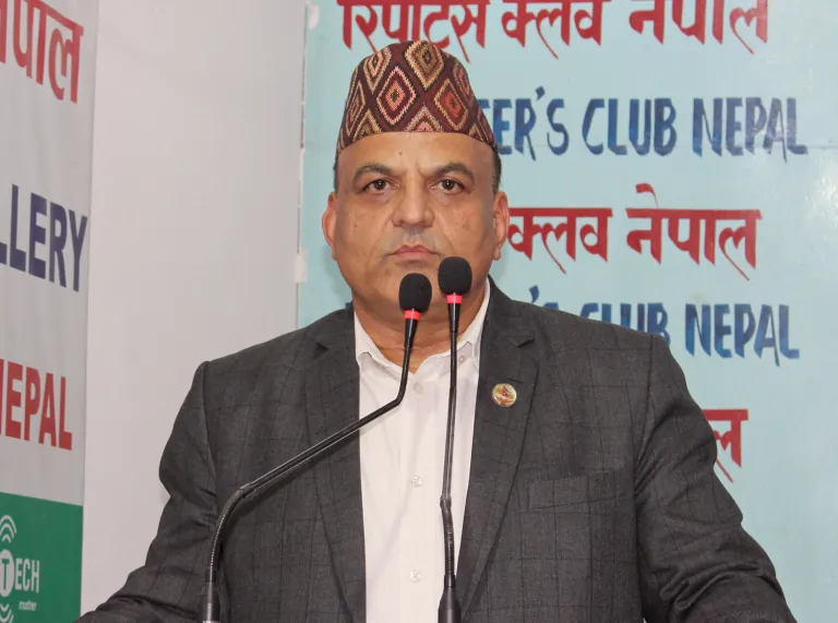 नवनियुक्त मुख्यमन्त्री सुरेन्द्रराज पाण्डेले गरे चार निर्णय