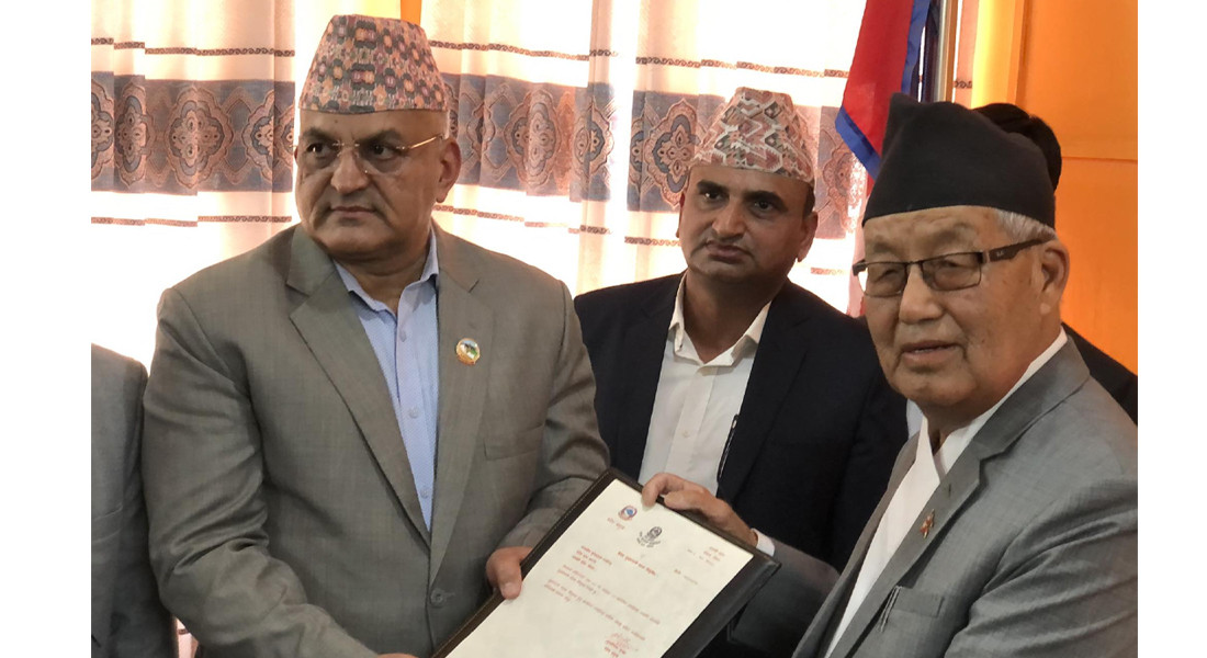 गण्डकीको मुख्यमन्त्रीमा सुरेन्द्रराज पाण्डे नियुक्त