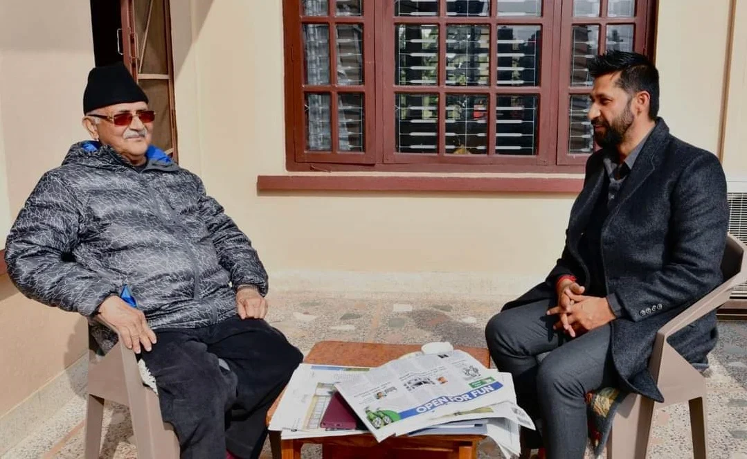 ६ महिना नबित्दै फेरि सरकार फेरबदलको खेल सुरु,रविलाई प्रधानमन्त्री बनाउन ओलीको प्रस्ताव