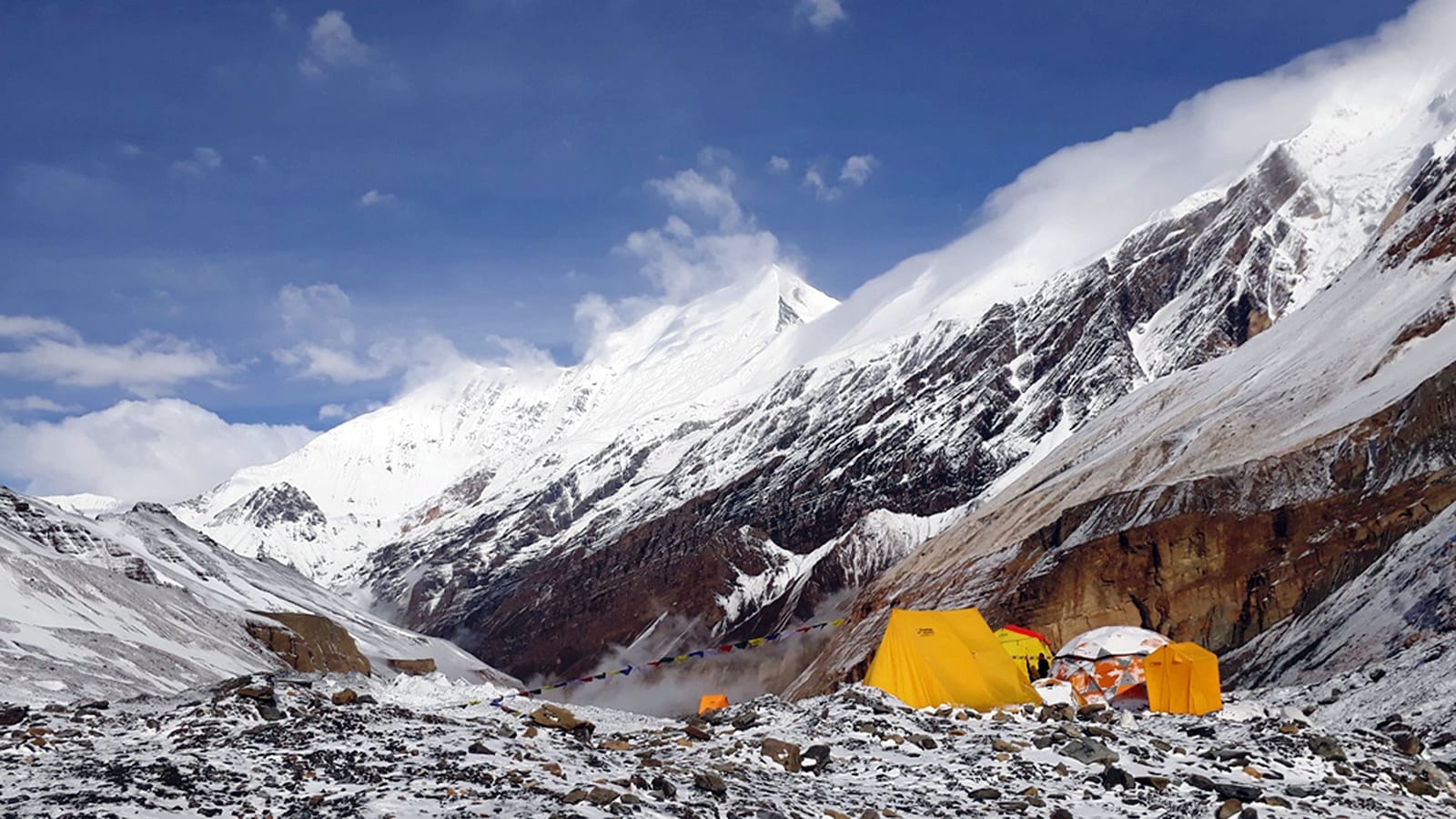 धौलागिरी हिमाल आरोहणमा गएका ५ रुसी आरोहीको शव फेला