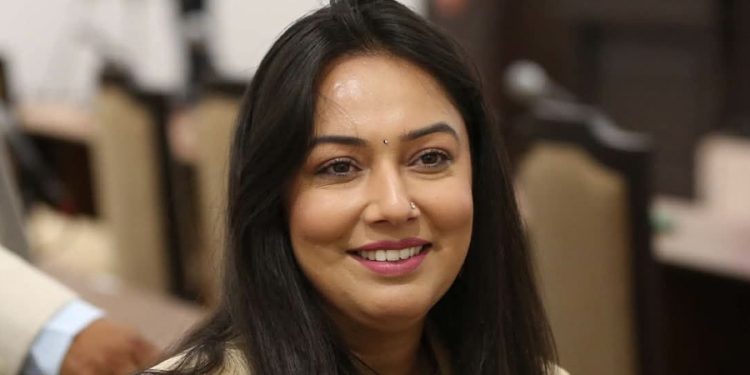 खुश्बु ओलीको चरित्र हत्या गरेको आरोपमा एक जना पक्राउ