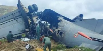 भारतको आसाममा खस्यो भारतीय वायुसेनाको विमान