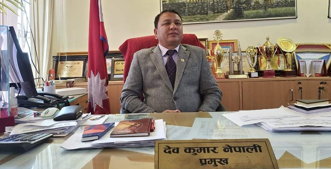 देवकुमार नेपाली फरार हुनुअघि घरजग्गा आफन्तको नाममा पास !