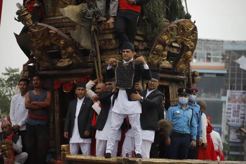 राष्ट्रपति पौडेलद्वारा रातो मच्छिन्द्रनाथको भोटो जात्रा अवलोकन