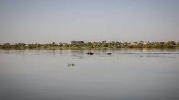 नाइजेरियामा डुङ्गा पल्टियो, सयभन्दा बढीको मृत्यु