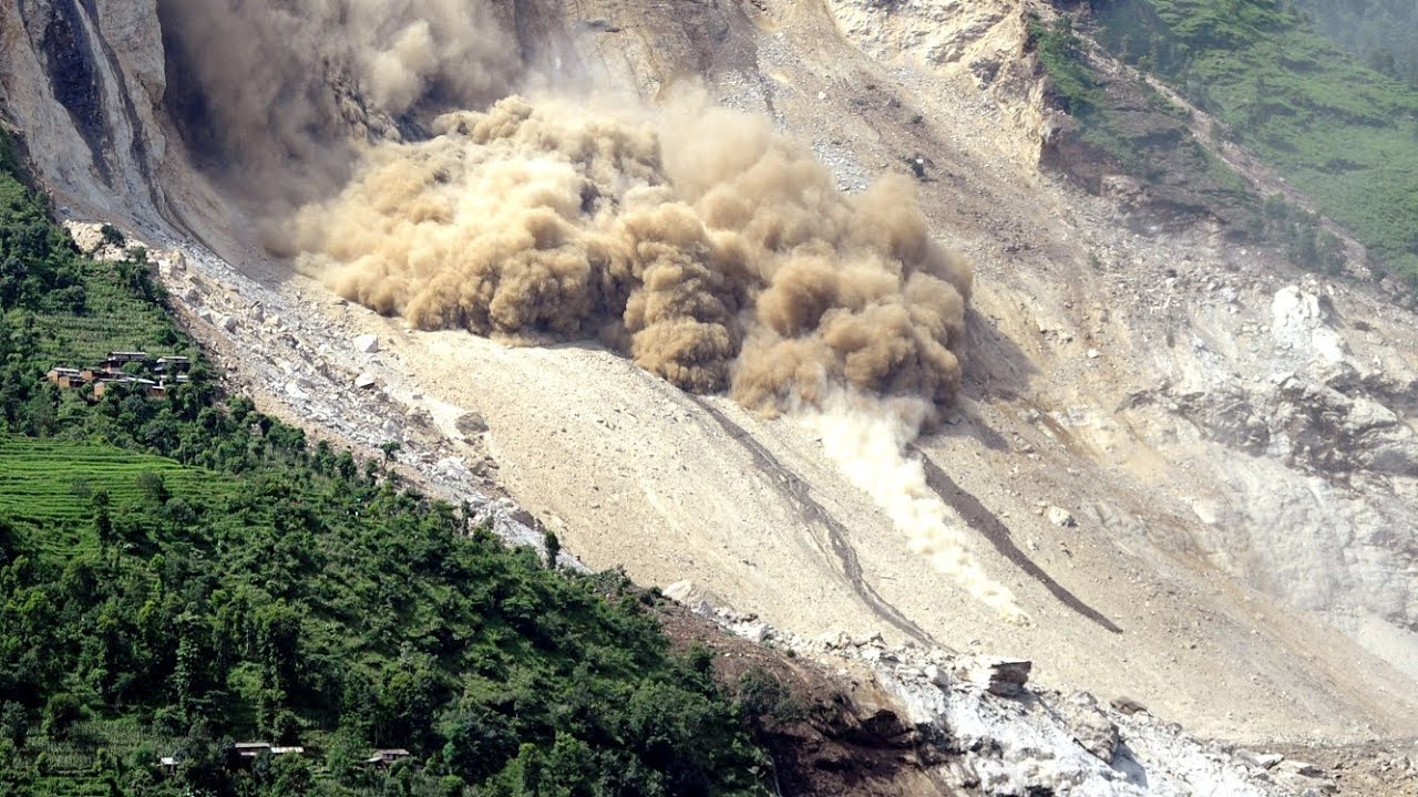 असोजमा कर्णालीमा विपदबाट ४९ को मृत्यु, २५ बेपत्ता