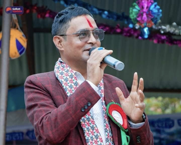 दशैं गीतका पर्याय विष्णु खत्री