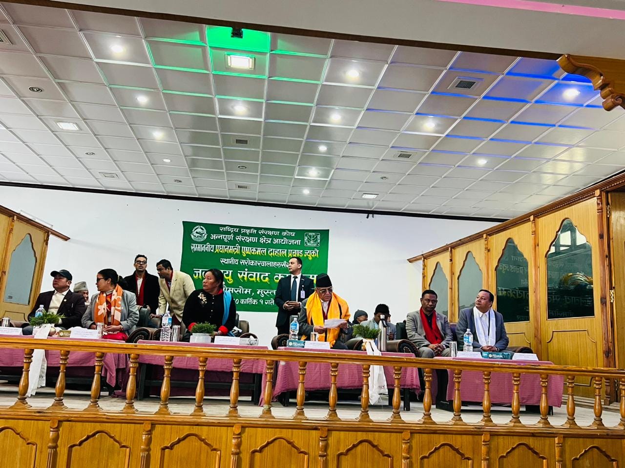 बुधबार बिहानै मुस्ताङ पुगे प्रधानमन्त्री प्रचण्ड