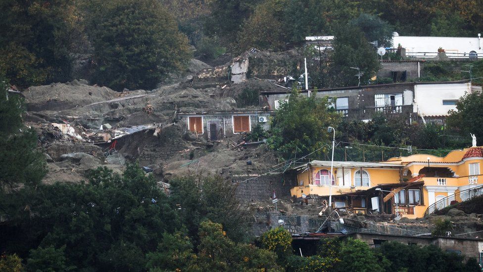 पहिरोपछि इटालीमा आपतकाल घोषणा