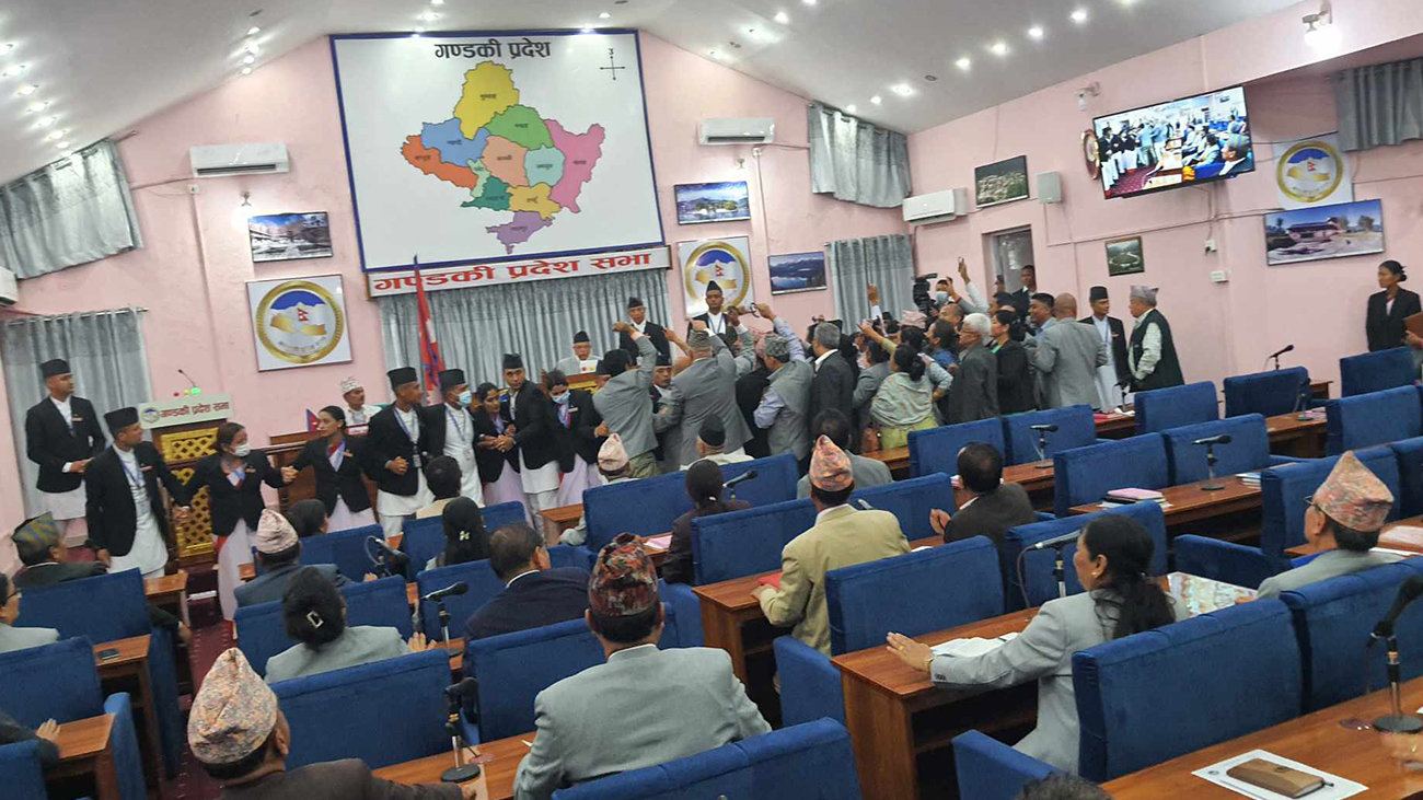 मुख्यमन्त्री अधिकारीलाई विश्वासको मत प्राप्त भएको सभामुखको घोषणा