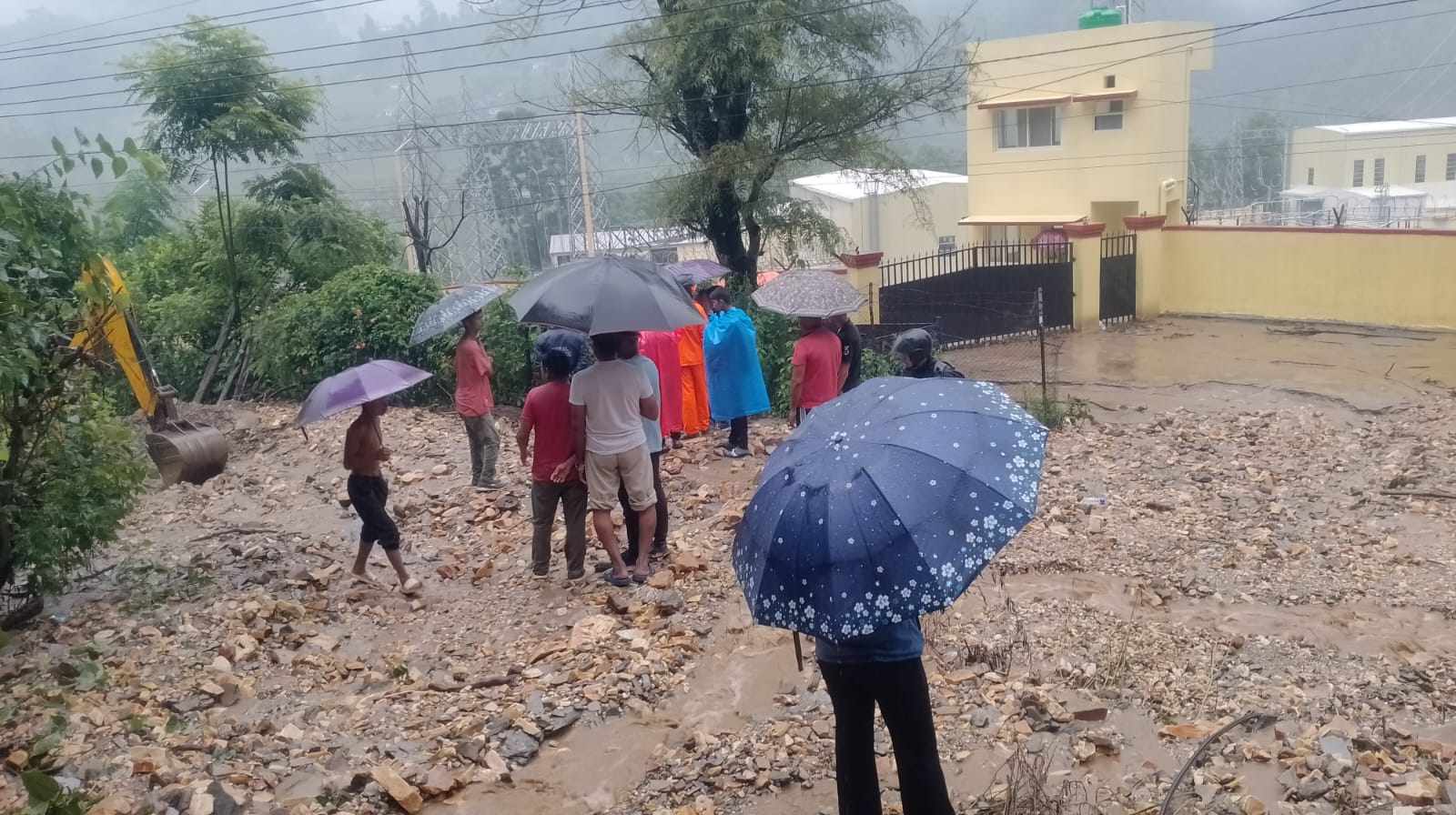 पहिराले डुम्रे–बेँसीसहर सडक पुनः अवरुद्ध