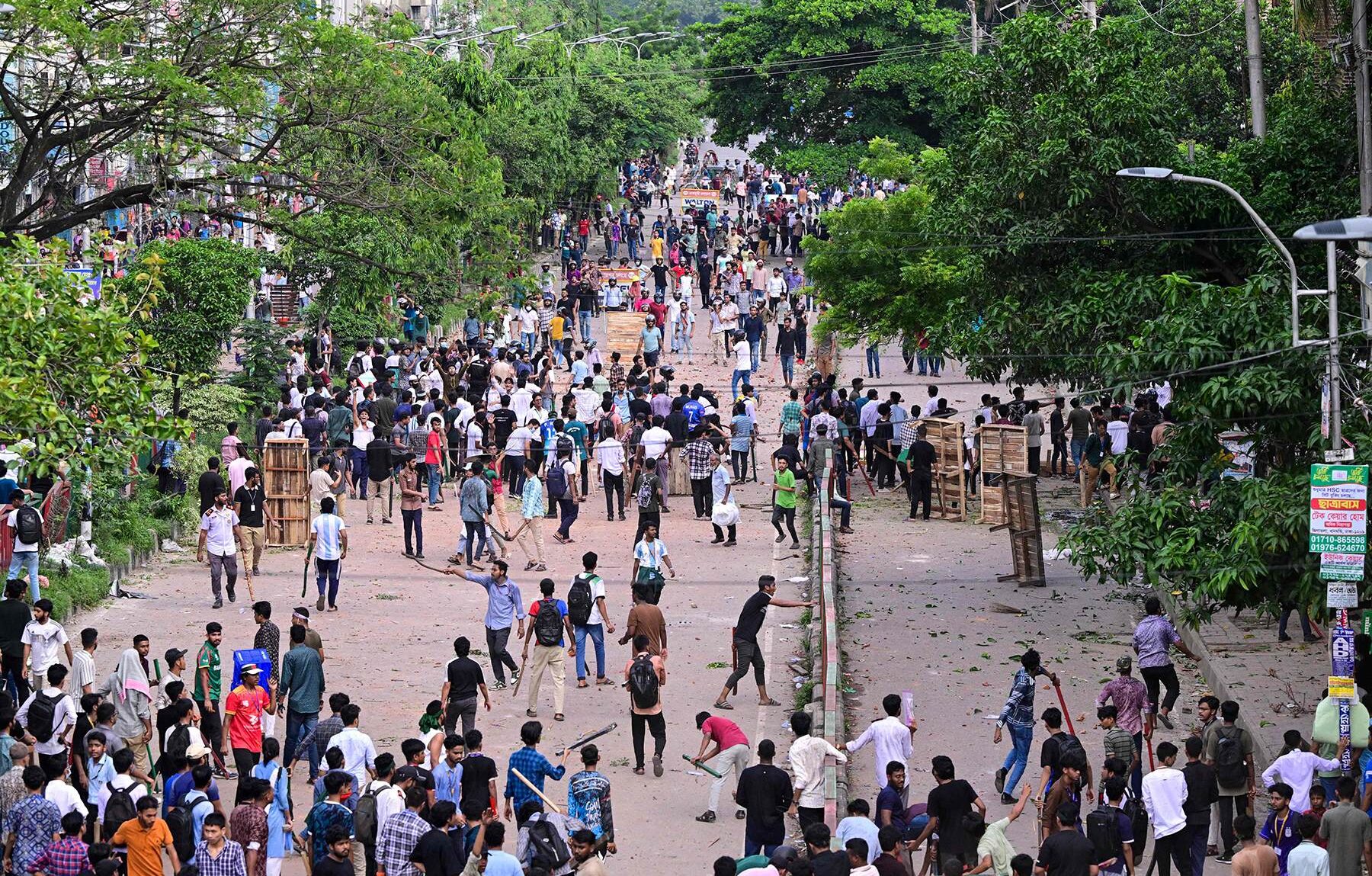 बंगलादेशमा हिंसात्मक आन्दोलन : स्वदेश फर्किन थाले नेपाली विद्यार्थी