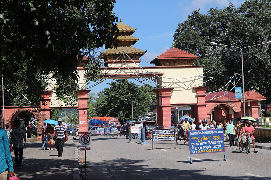 बंगलादेशबाट तीन सय ४० नेपाली विद्यार्थी काँकडभिट्टा आइपुगे