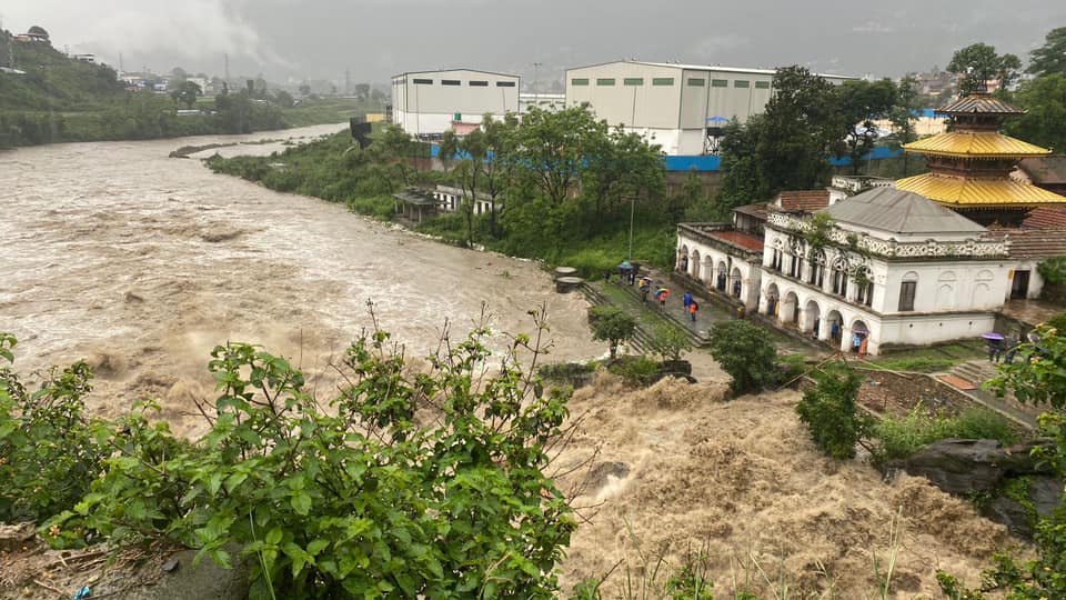 बागमती नदीको जलसतहले सतर्कता पार गर्यो