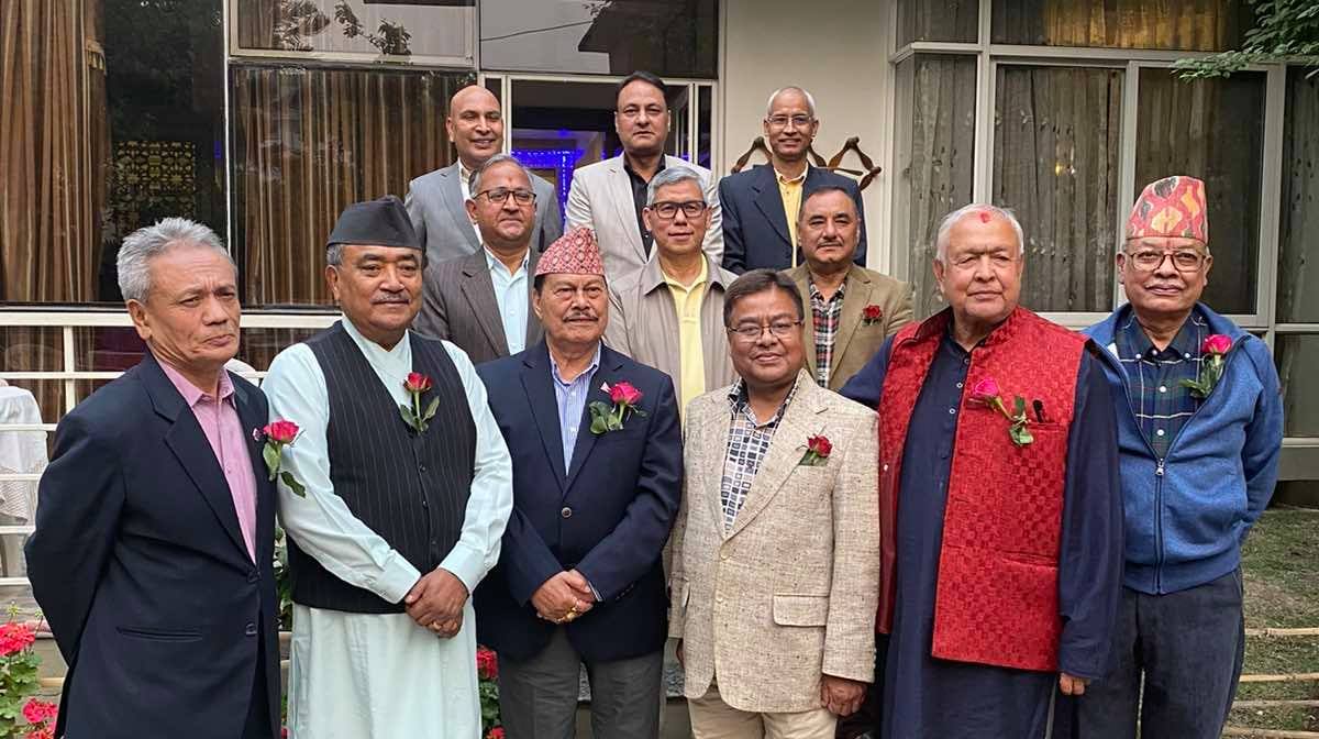 महानिरीक्षकको 'जिब्रो' थुत्नुपर्छ भन्ने अभिव्यक्ति दिएका सञ्चारमन्त्रीलाई कारबाही गर्न माग