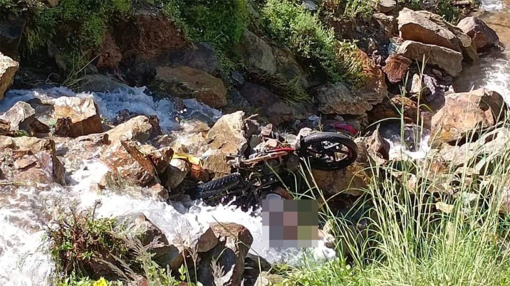 रुकुममा बाढीले मोटरसाइकल बगाउँदा २ जनाको मृत्यु
