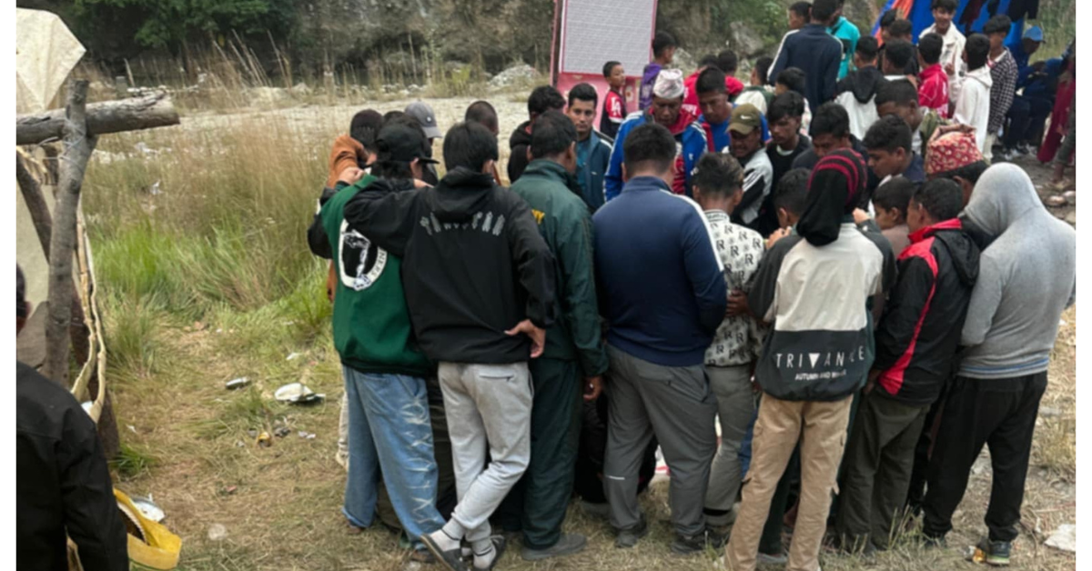 निसीखोलामा प्रहरीकै अगाडी 'जुवातास', नियमक निकाय मुकदर्शक