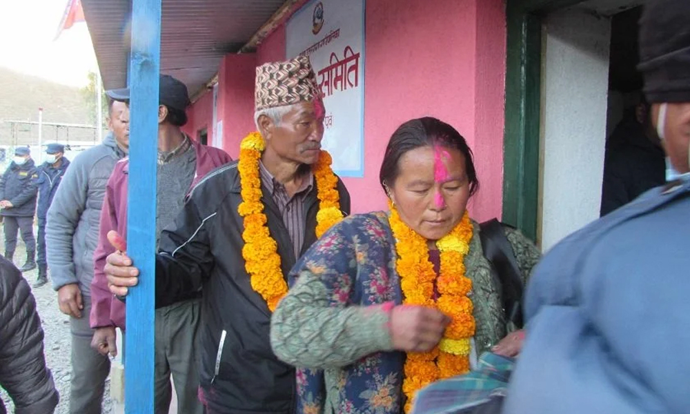 पुथाउत्तरगंगामा कांग्रेस-एमाले गठबन्धनलाई पराजित गर्दै माओवादीकी नरपुरा बुढा विजयी