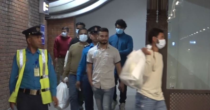 अमेरिकाबाट डिर्पोट : ३७ जनामध्ये बागलुङका दुई जना