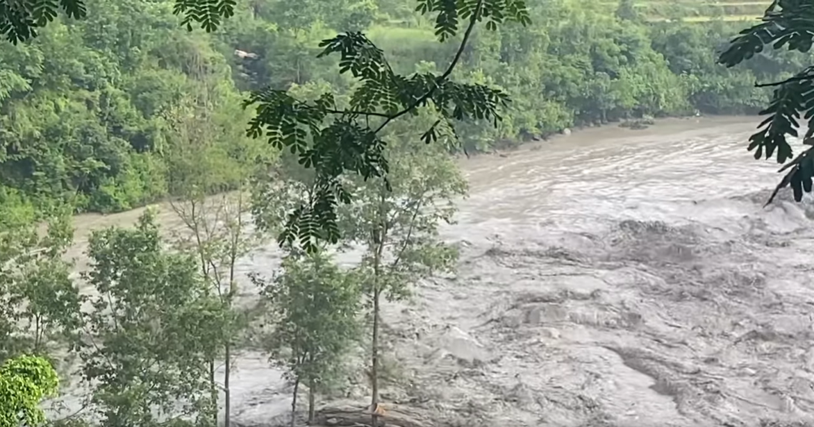 रसुवा बाढीमा बेपत्ता भएका असईको शव त्रिशूली नदीमा भेटियो