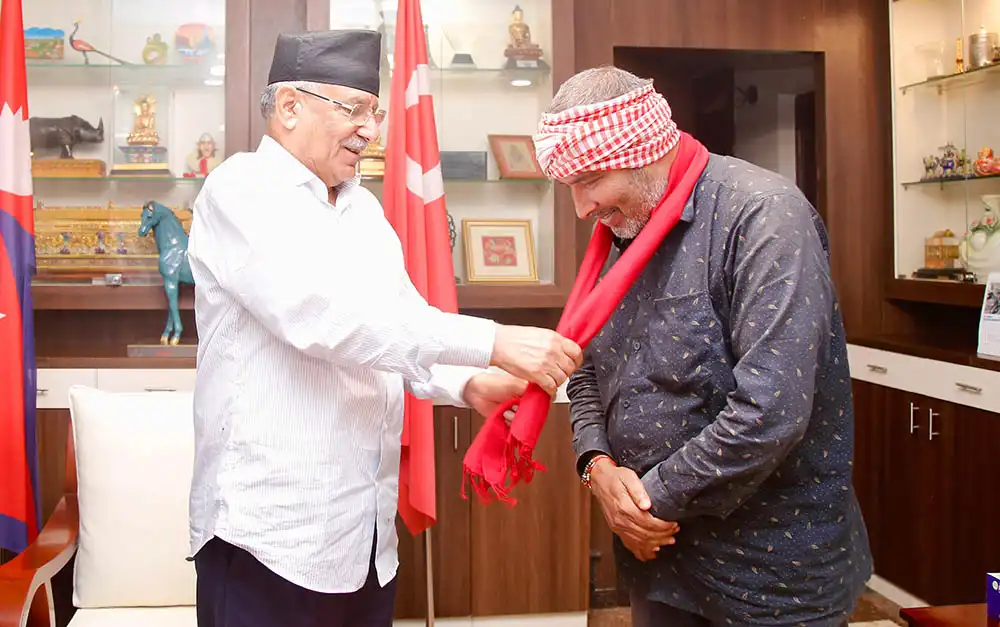 अनिल कुमार सिंह लोसपा छोडेर माओवादी केन्द्रमा प्रवेश