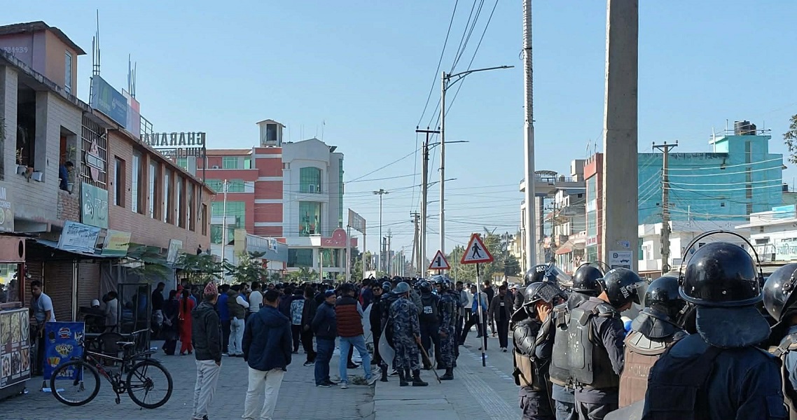 महेश बस्नेतविरुद्ध प्रदर्शन गर्ने जेनजी युवाहरुले खाए कुटाई