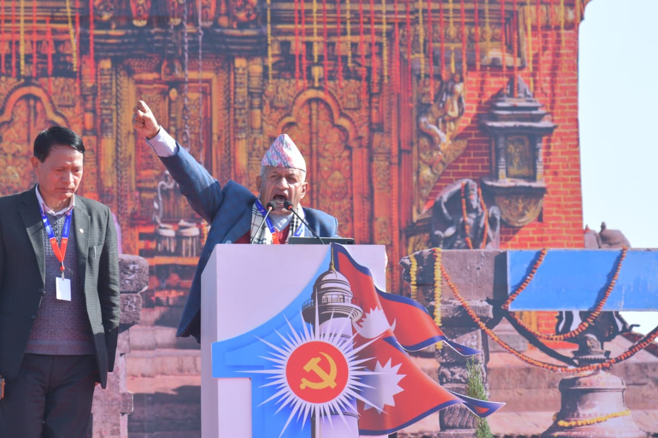 ओलीसँग प्रदीप ज्ञवाली असन्तुष्ट : उपाध्यक्षको उम्मेदवारी दिन अस्वीकार