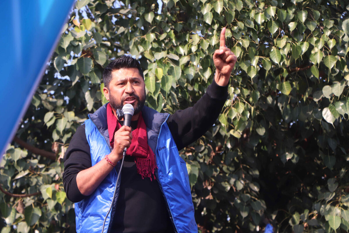 काठमाडौं आइपुगे रवि, भेटे जेनजी शहिद र घाइते परिवार