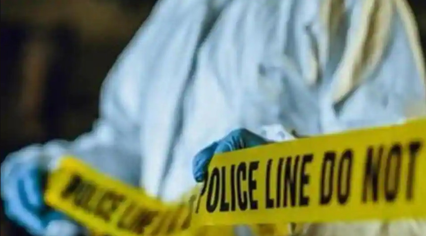 पाँच वर्षपछि भेटियो श्रीमतीले हत्या गरेर शौचालयको खाडलमा पुरेको श्रीमानको शव श्रीमती र छोरा पक्राउ
