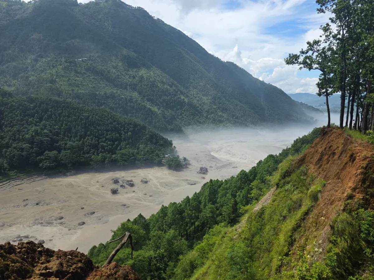 रसुवा बाढीमा ३८४ पदयात्री सम्पर्कविहीन, २९१ विदेशी र ९३ नेपालीको अवस्था अज्ञात