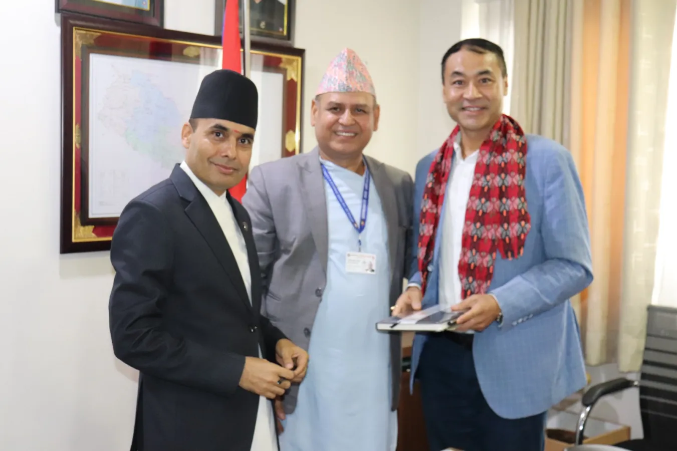 विज्ञापन बोर्डको अध्यक्षमा सन्तोष श्रेष्ठ नियुक्त